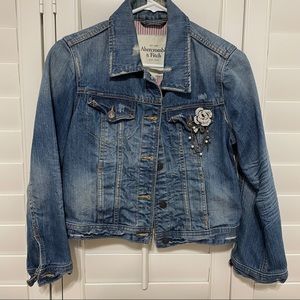Abercrombie & Fitch Jean Jacket